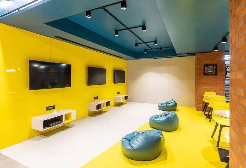 Отель Ramee International Surat