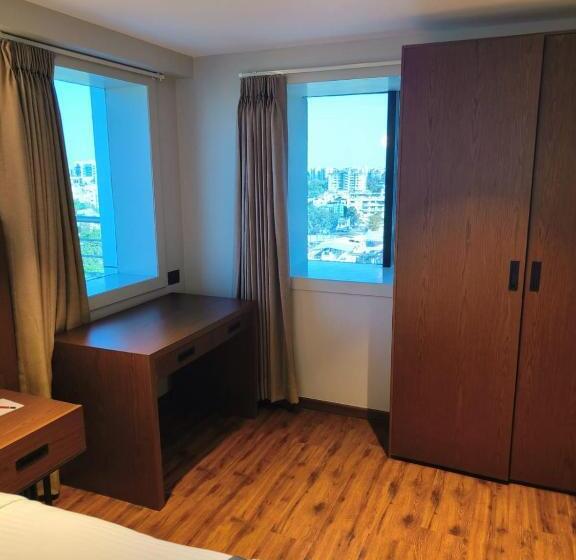 Отель Ramee International Surat