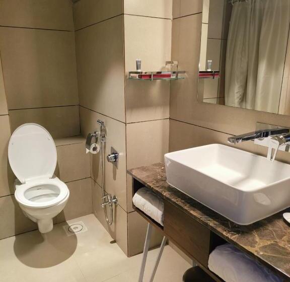 Отель Ramee International Surat