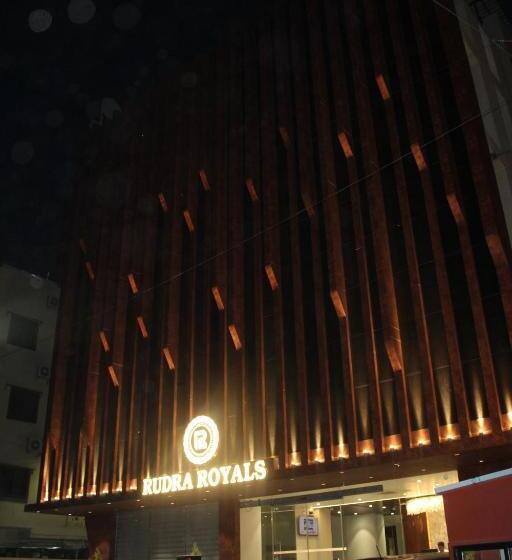 فندق Rudra Royals