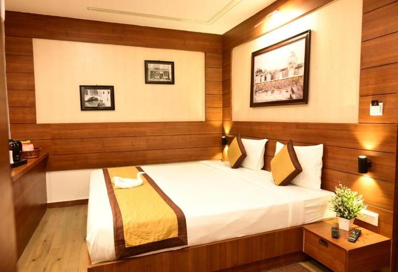 호텔 Silkhouse Premier