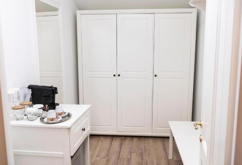 Отель Sir Luxury Boutique