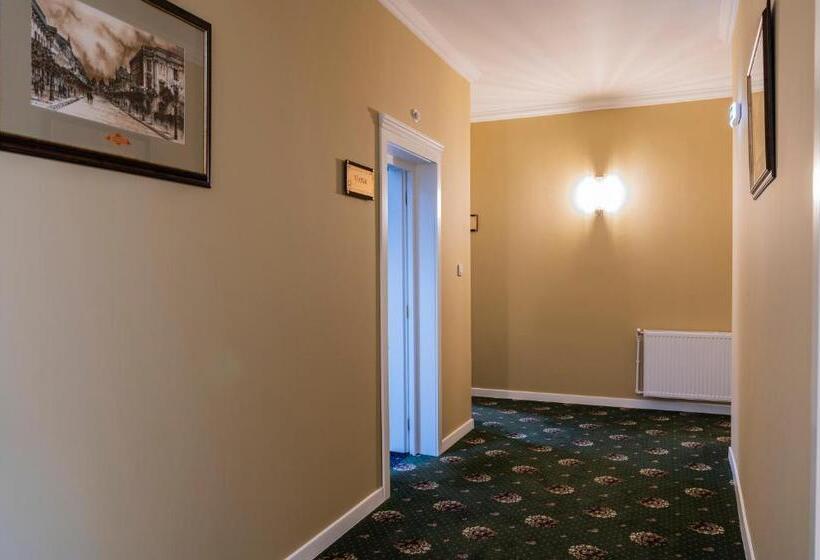 Отель Sir Luxury Boutique