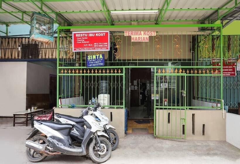 فندق Spot On 92072 Restu Ibu Homestay Syariah