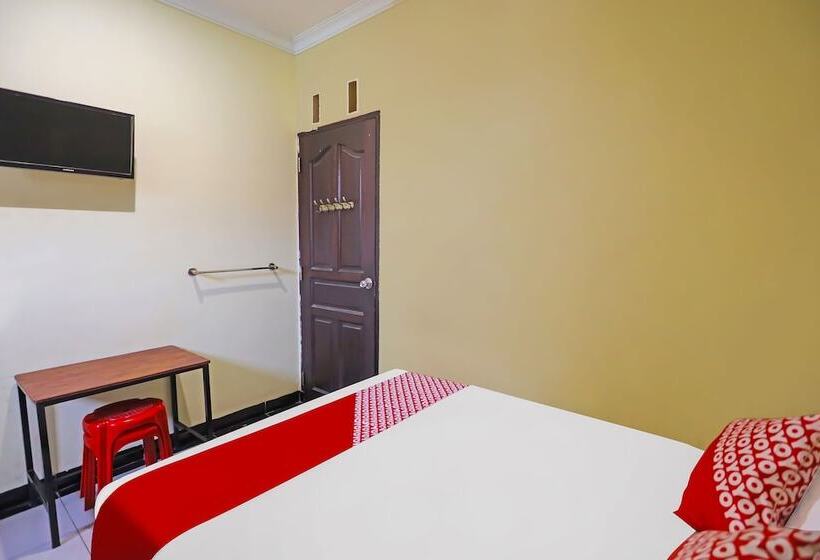 ホテル Spot On 92092 Wisma Nilam Sari Syariah