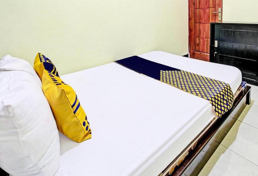 בית מלון כפרי Spot On 92123 Chikam House Syariah