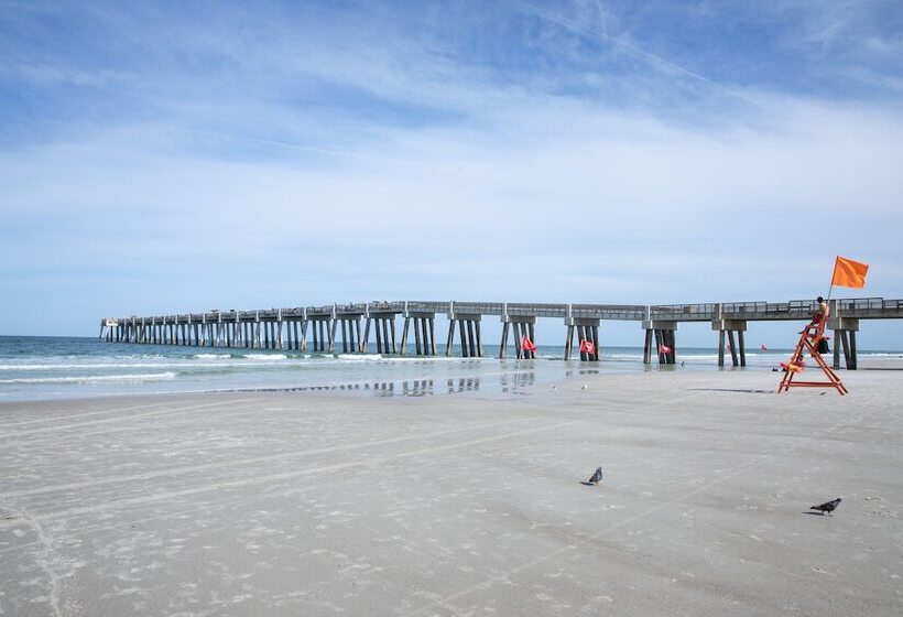 فندق Springhill Suites By Marriott Jacksonville Beach Oceanfront