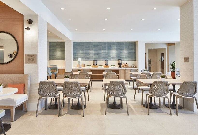 فندق Springhill Suites By Marriott Jacksonville Beach Oceanfront