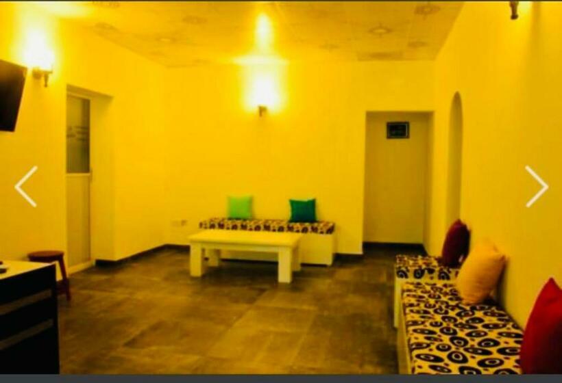 בית מלון כפרי Swan White Villa