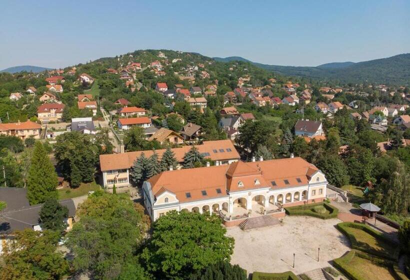 ホテル Teleki Wattay Kastélyszálló