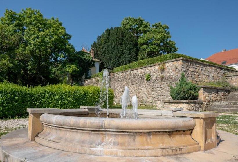 ホテル Teleki Wattay Kastélyszálló