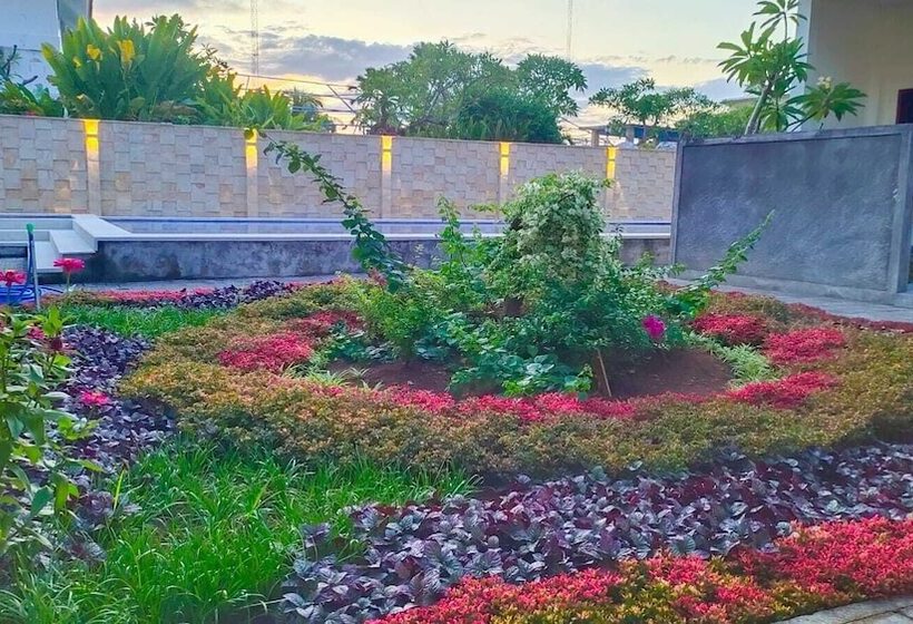 בית מלון כפרי The Laviana