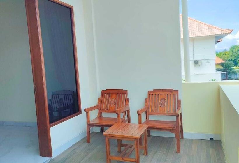 בית מלון כפרי The Laviana