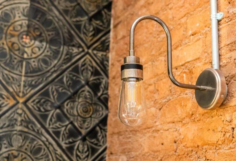 בית מלון כפרי The Palm