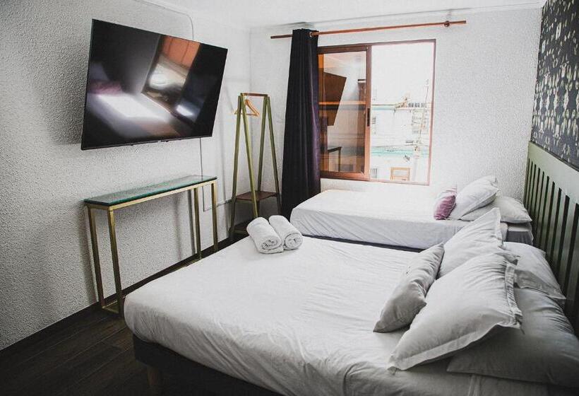 호텔 Velero Cavancha