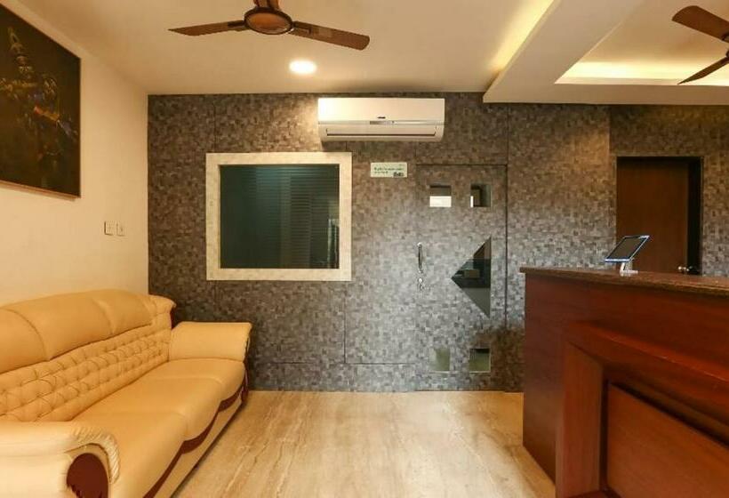 בית מלון כפרי Collection O Venky  S Stay Inn