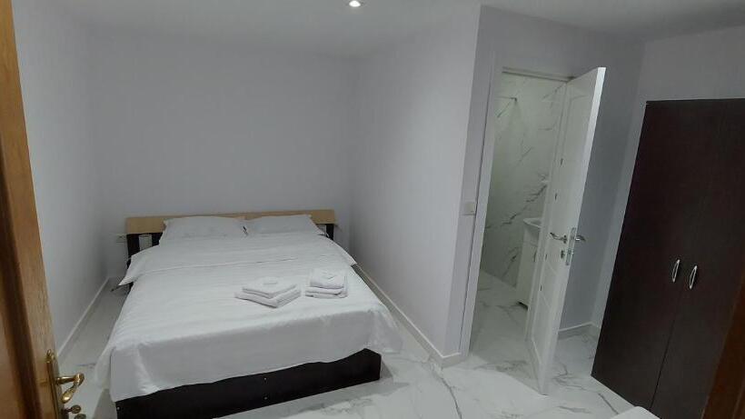 膳宿费 Antic House