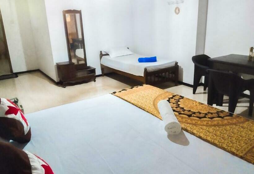 펜션 Asiri Guest House