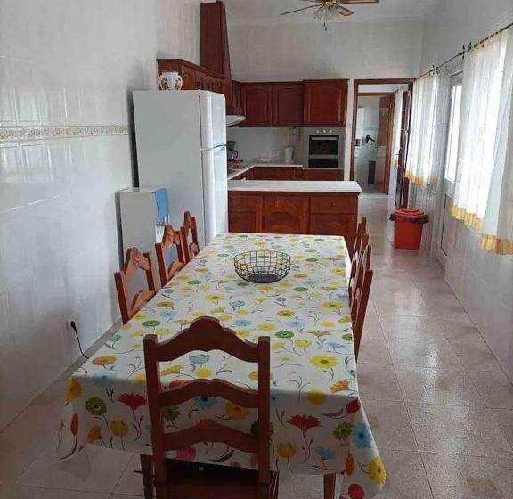 膳宿费 Azores House