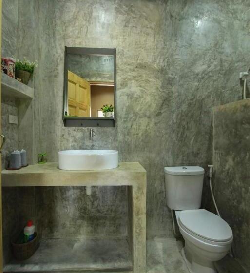 بنسيون Baanyaiguesthouse