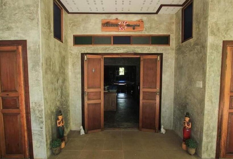 بنسيون Baanyaiguesthouse