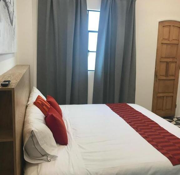 پانسیون Casa Lalique