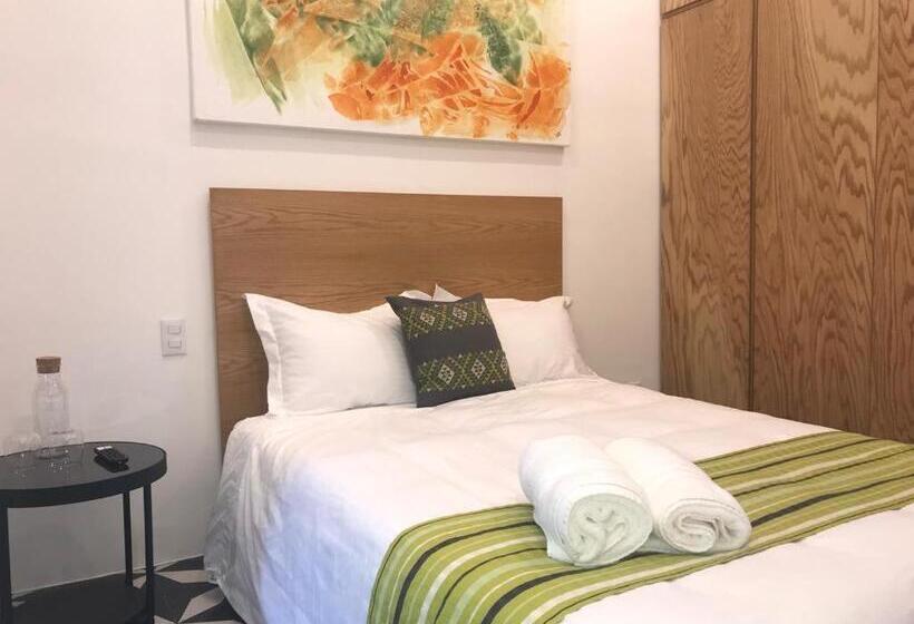 پانسیون Casa Lalique