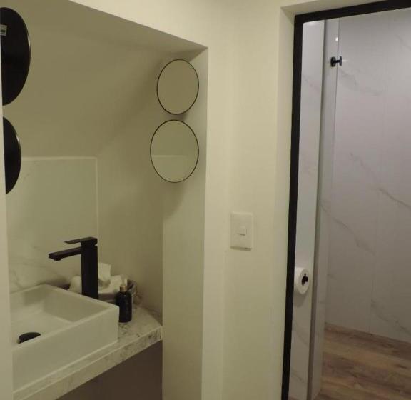 پانسیون Casa Lalique