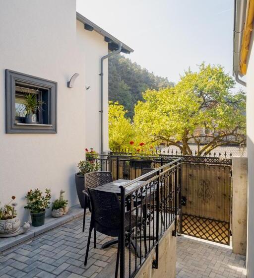 膳宿费 Casa Pe Vale