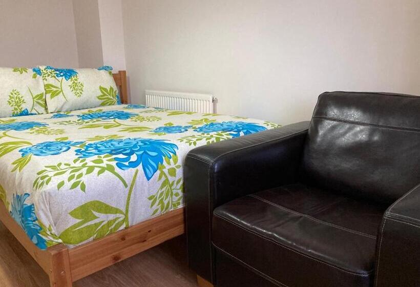 Пансион Eltar Hostle