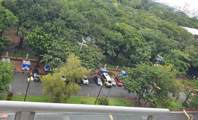 پانسیون Eton Baypark Manila. By Tripleview