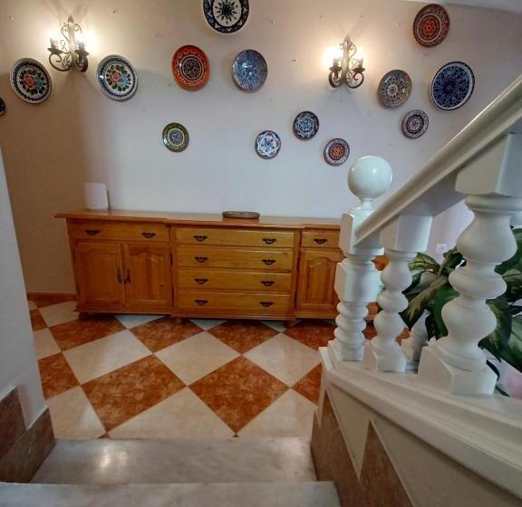 Pensão Gibraltar Views Guest House