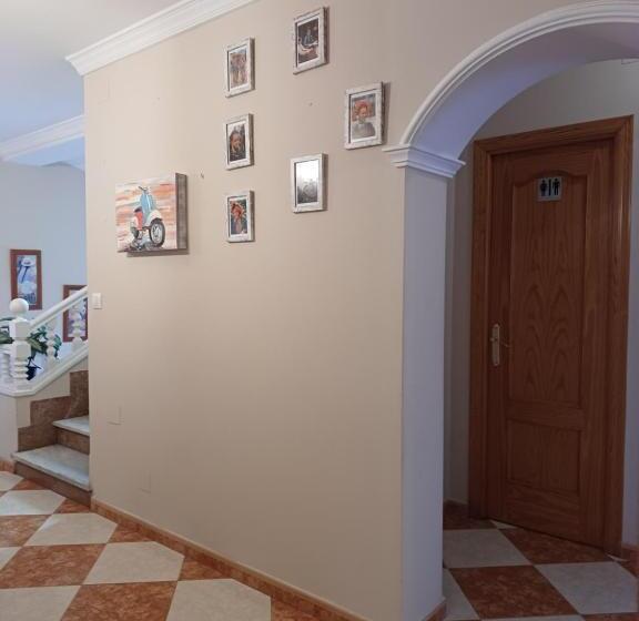 Pensão Gibraltar Views Guest House