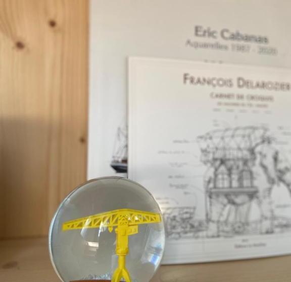 بنسيون La Suite Du Héron Nantais