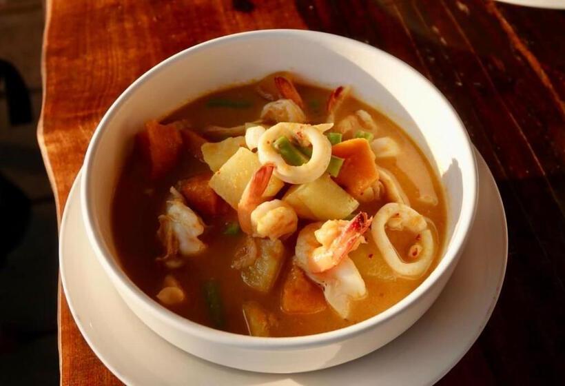 פנסיון Lily S Riverhouse