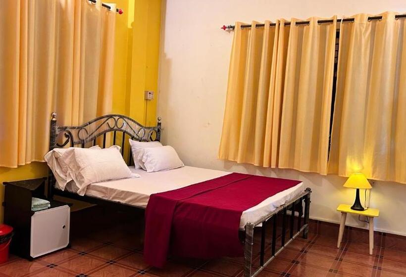 פנסיון Muffys Guest House