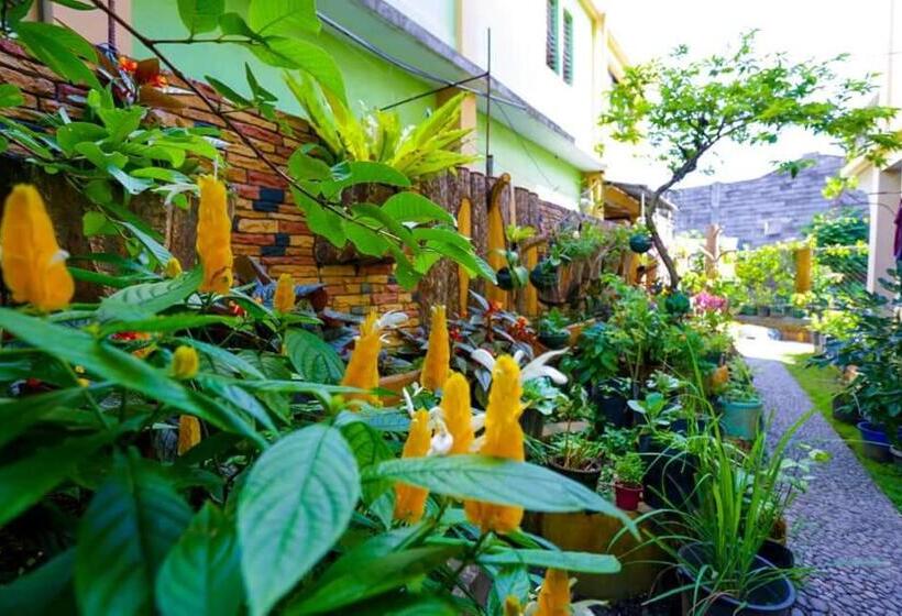 پانسیون Necy S Homestay