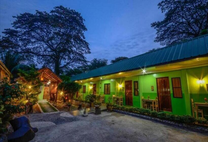 پانسیون Oyo 623 Totem Guesthouse