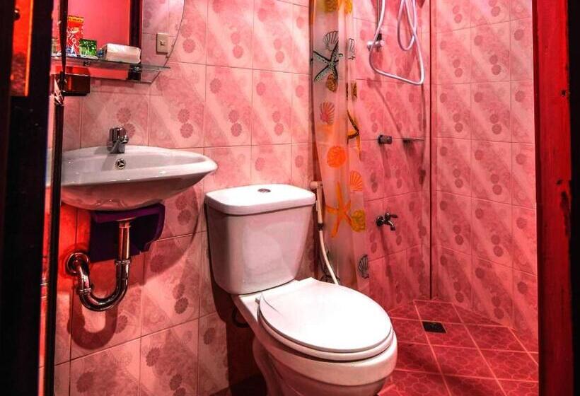 پانسیون Oyo 623 Totem Guesthouse