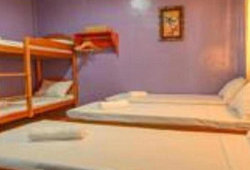 پانسیون Oyo 623 Totem Guesthouse