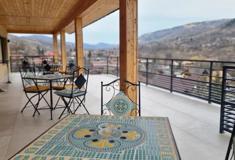 펜션 Queen Doftana