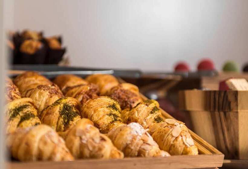 Radisson Blu Hotel Riyadh Convention And Exhibition Center