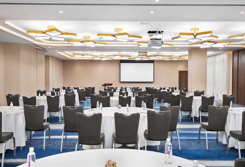 Radisson Blu Hotel Riyadh Convention And Exhibition Center