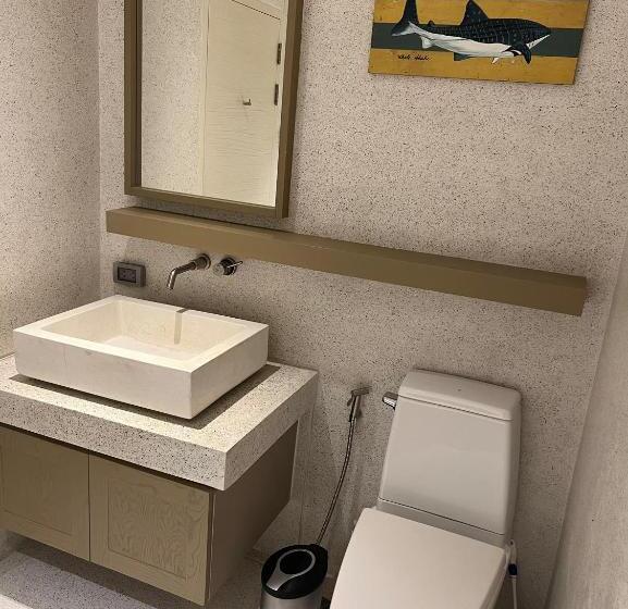 นับคลื่น ที่พักเขาเต่า