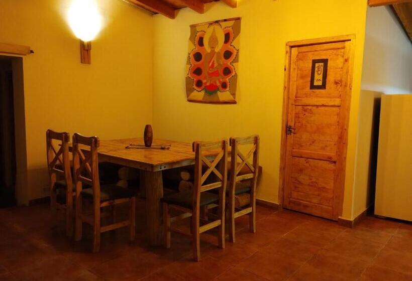 호스텔 La Posada De Buda