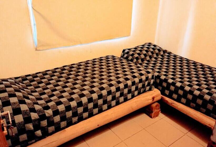 هاستل La Posada De Buda