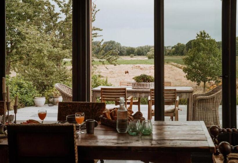 Bed and Breakfast B@b Martinushoeve