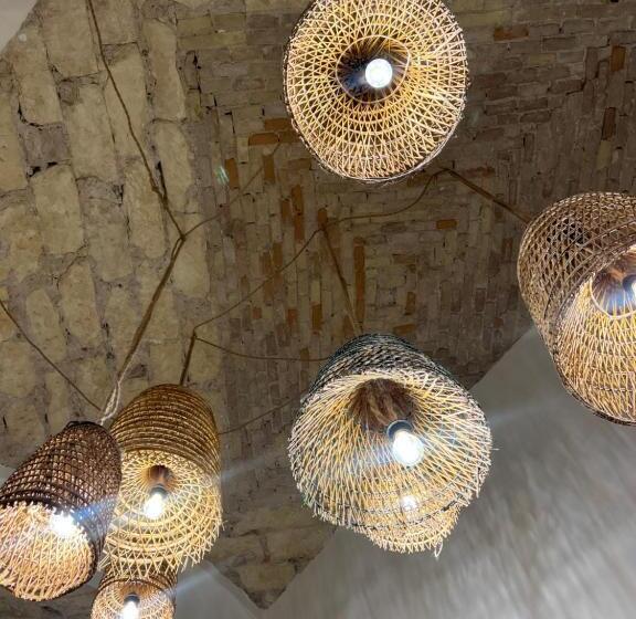 住宿加早餐 Crobi Museum And Suites