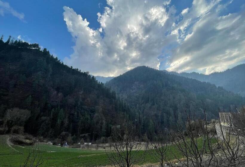 مبيت وإفطار The Offbeat Chalet