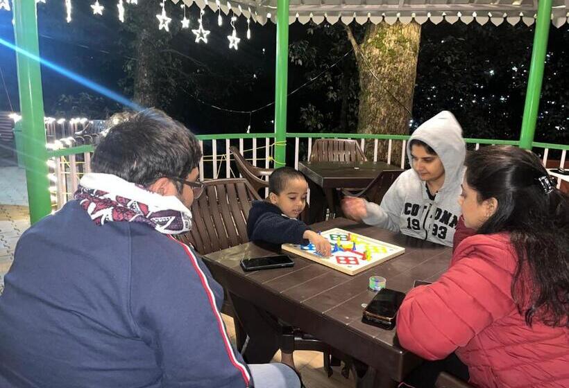 Cedar Woods Resort By Heyan Hotels